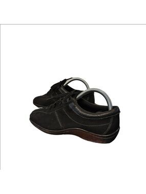 Easy Spirit Tennis Shoes Size 7.5M